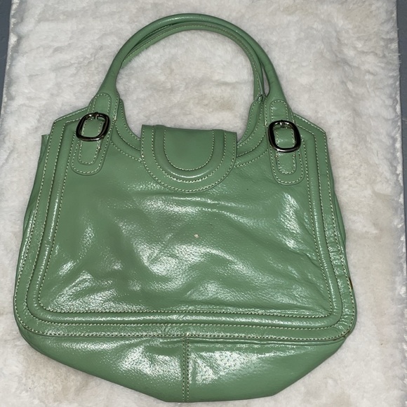 Shoulder - Picture 2 of 3